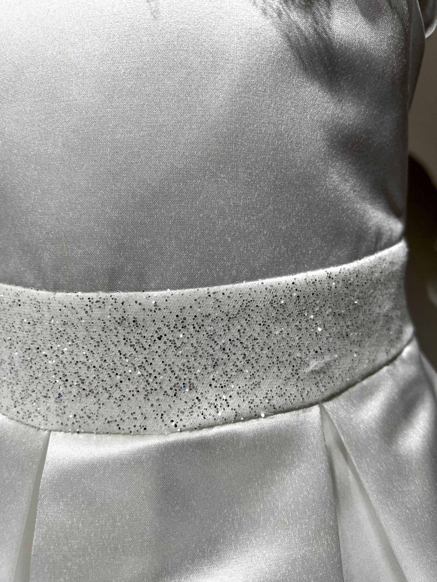 Abito cerimonia Tricolorekids bianco con dettagli glitter argento - Child di Aurora Zonno